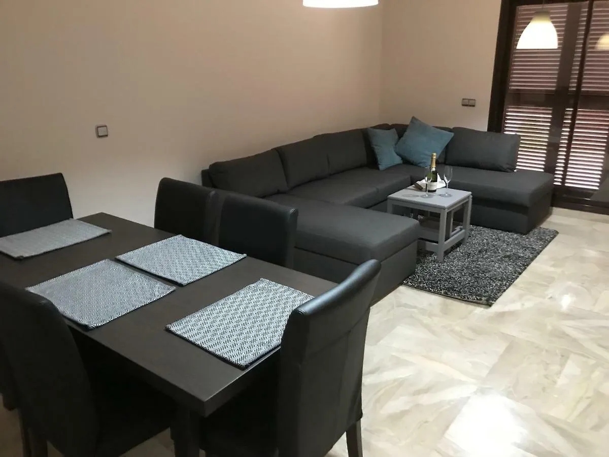 Luxury apartment set in Doña Julia Golf Course Casares España