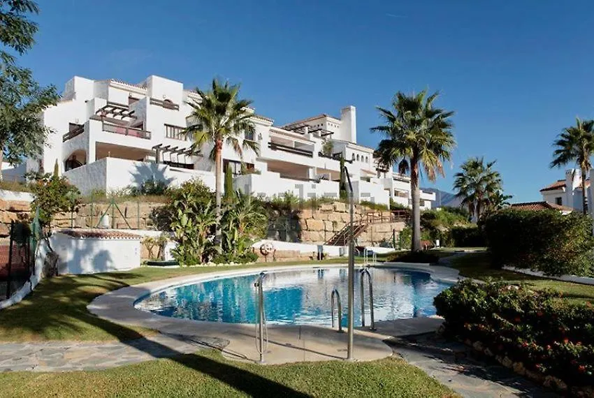 Luxury apartment set in Doña Julia Golf Course Casares